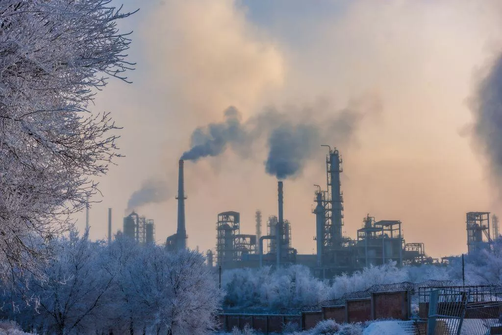 المصالح أولاً… لماذا يتفق طرفا الحرب في السودان على ما يحمي نفوذهما ويفشلان في إيقاف القتال؟